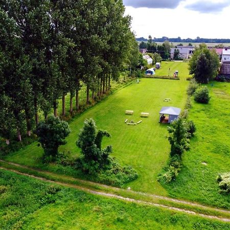 Hotel Wilcza Nora - Pole Biwakowe Dolistowo Nowe Exterior foto